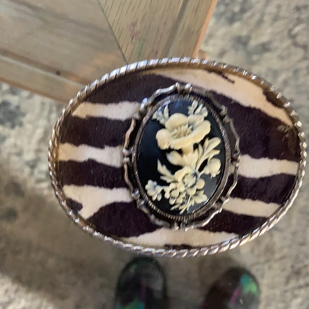 Cameo Style Belt Buckle